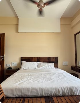 Room Image 3